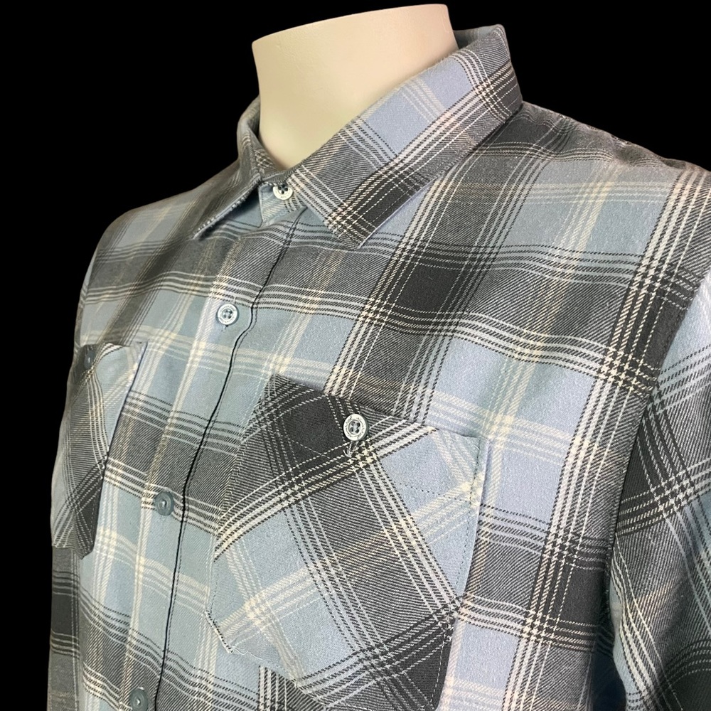 Travis Mathew Plaid Flannel Button Up Shirt Long Sleeve Pockets Men’s XL